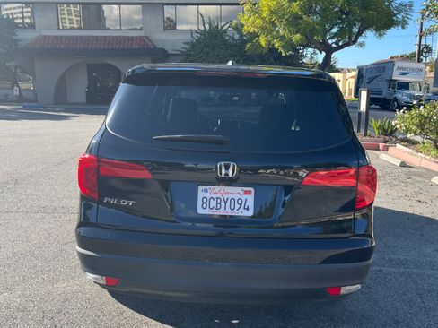 Used 2017 Honda Pilot EX-L image 2