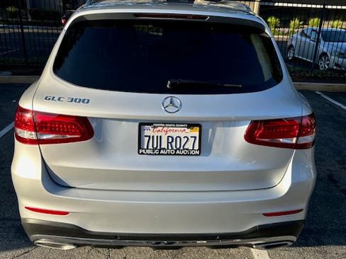Used 2016 Mercedes-Benz GLC 300 image 7
