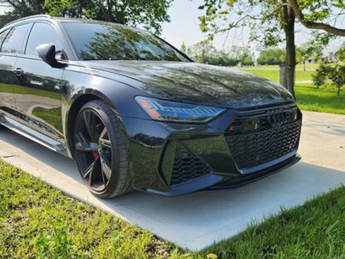 Used 2021 Audi RS 6 w/ Executive Package AWD/4WD image 5