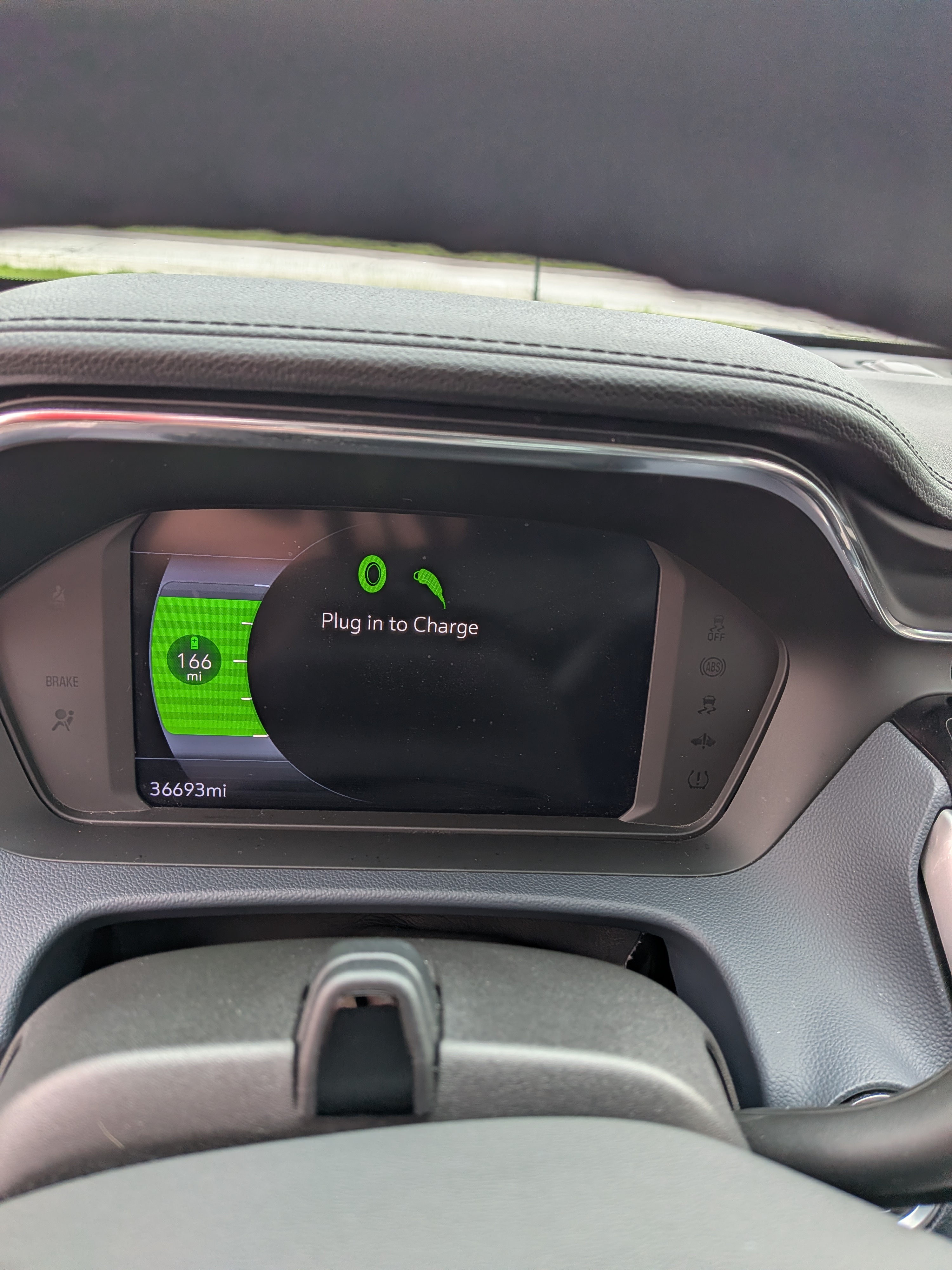 Used 2022 Chevrolet Bolt EUV Premier w/ Launch Edition FWD image 11