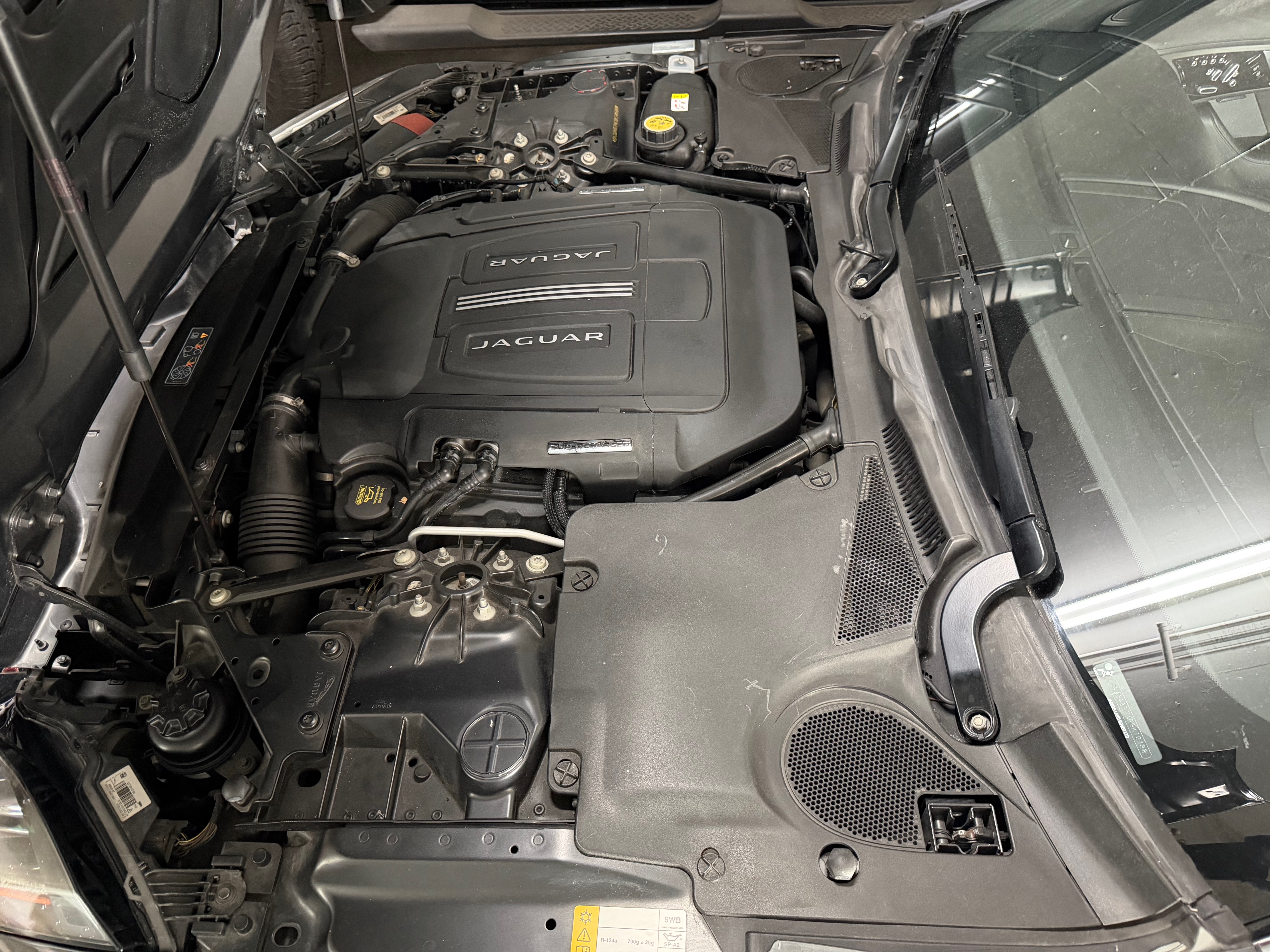 Used 2014 Jaguar F-TYPE Convertible RWD image 26