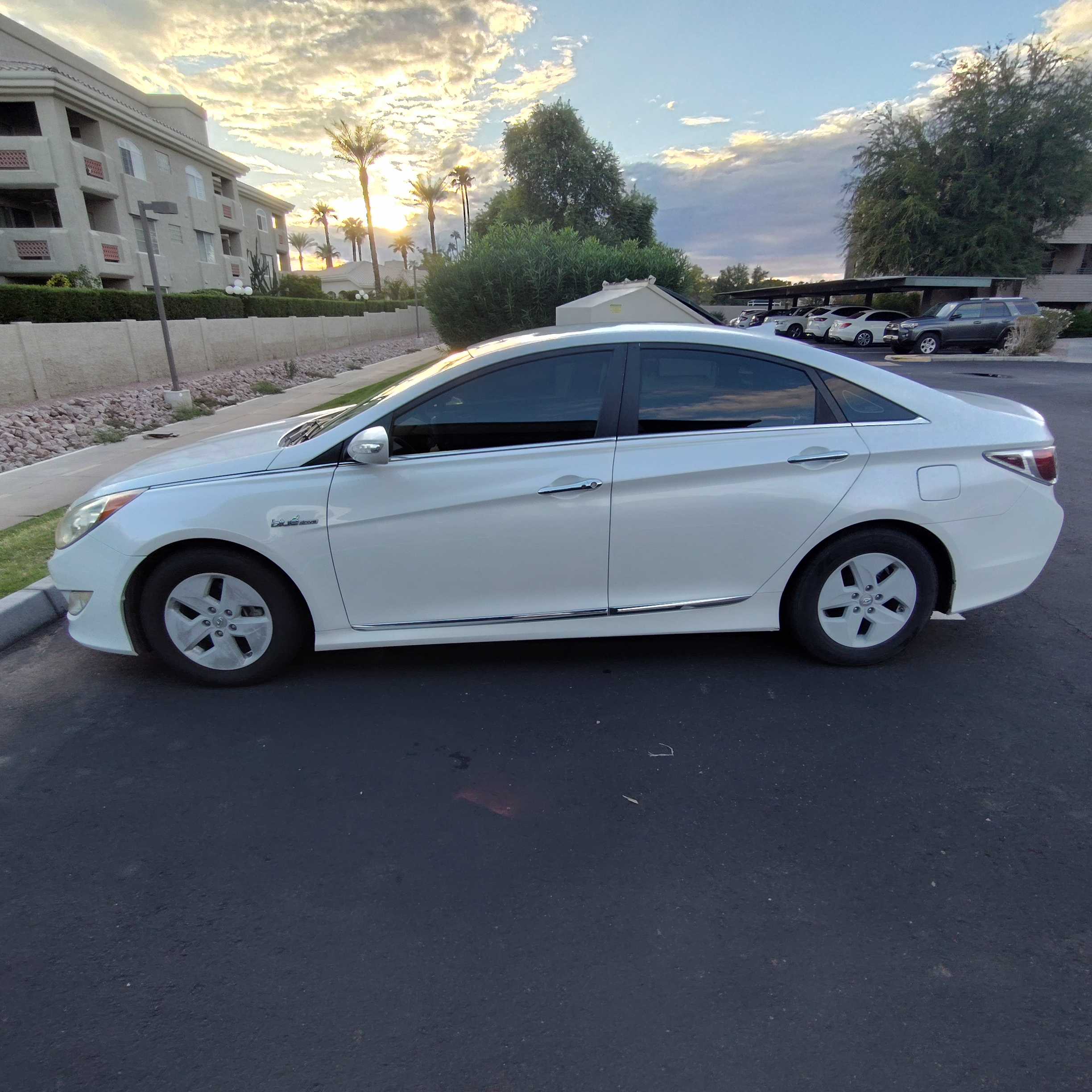 Used 2012 Hyundai Sonata Hybrid FWD image 10