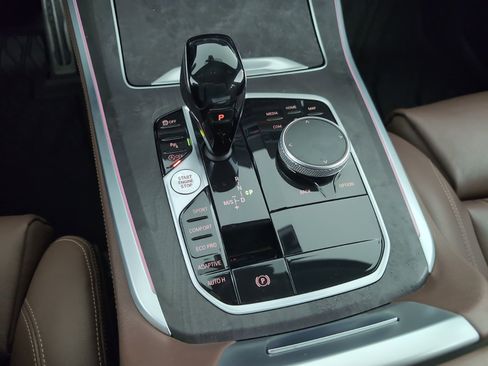 Used 2020 BMW X5 sDrive40i w/ M Sport Package image 22