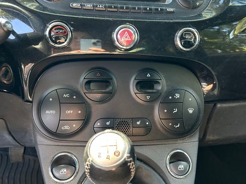 Used 2013 FIAT 500 Turbo w/ Comfort/Convenience Group image 8