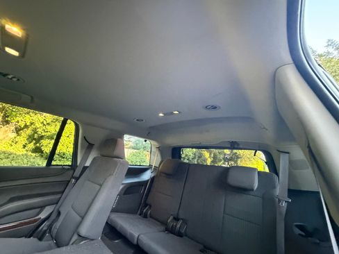 Used 2017 GMC Yukon SLE RWD image 11