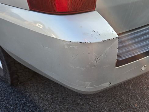 Used 2007 Chevrolet Suburban 2500 LT w/ LT Preferred Equipment Group image 31