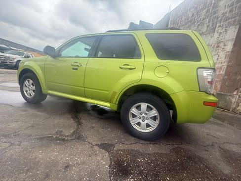 Used 2011 Mercury Mariner 2WD w/ 101A Rapid Spec Order Code image 28