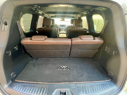 Used 2017 INFINITI QX80 Limited w/ All Season Package image 19