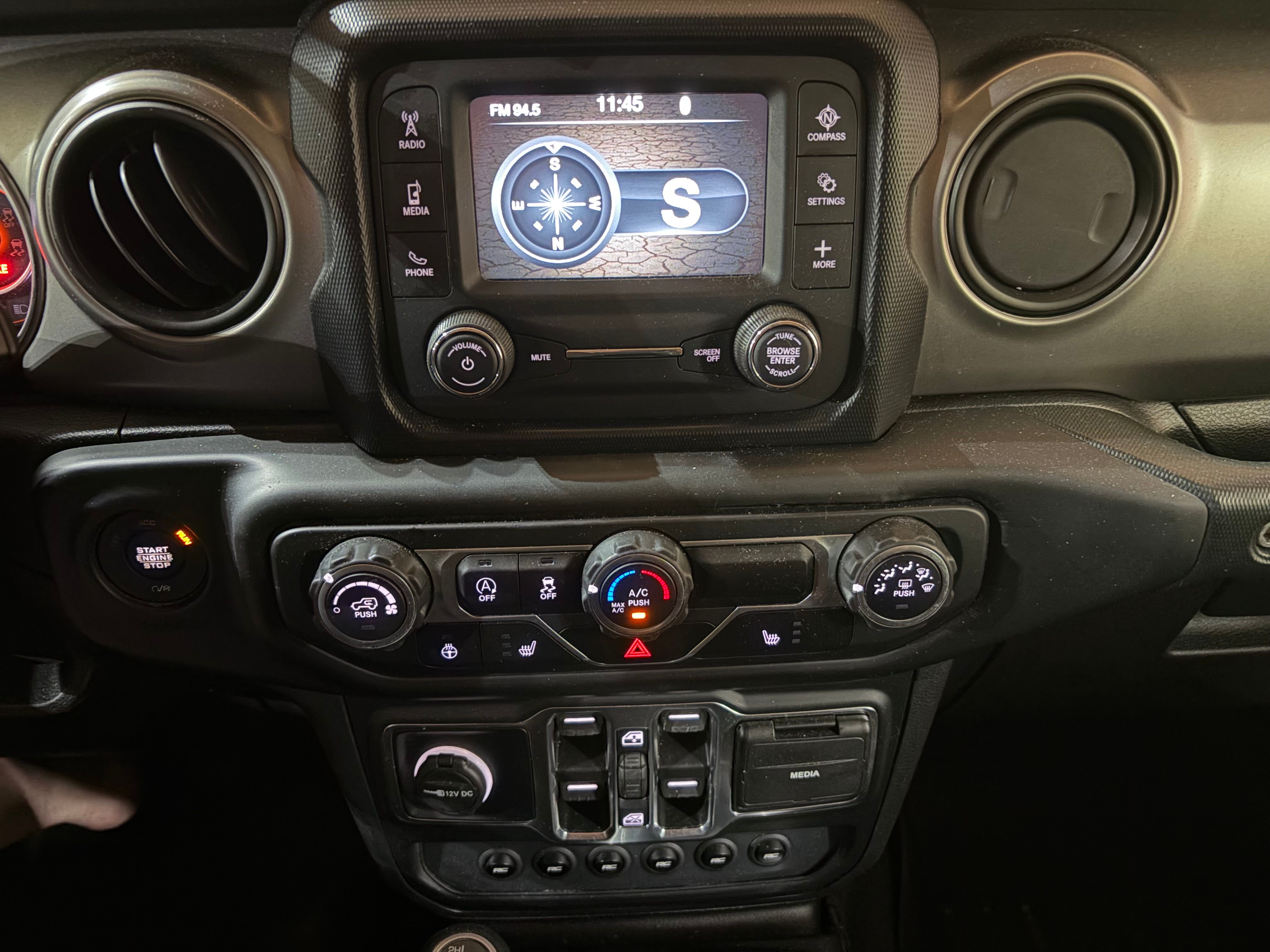 Used 2019 Jeep Wrangler Unlimited Sport S AWD/4WD image 11