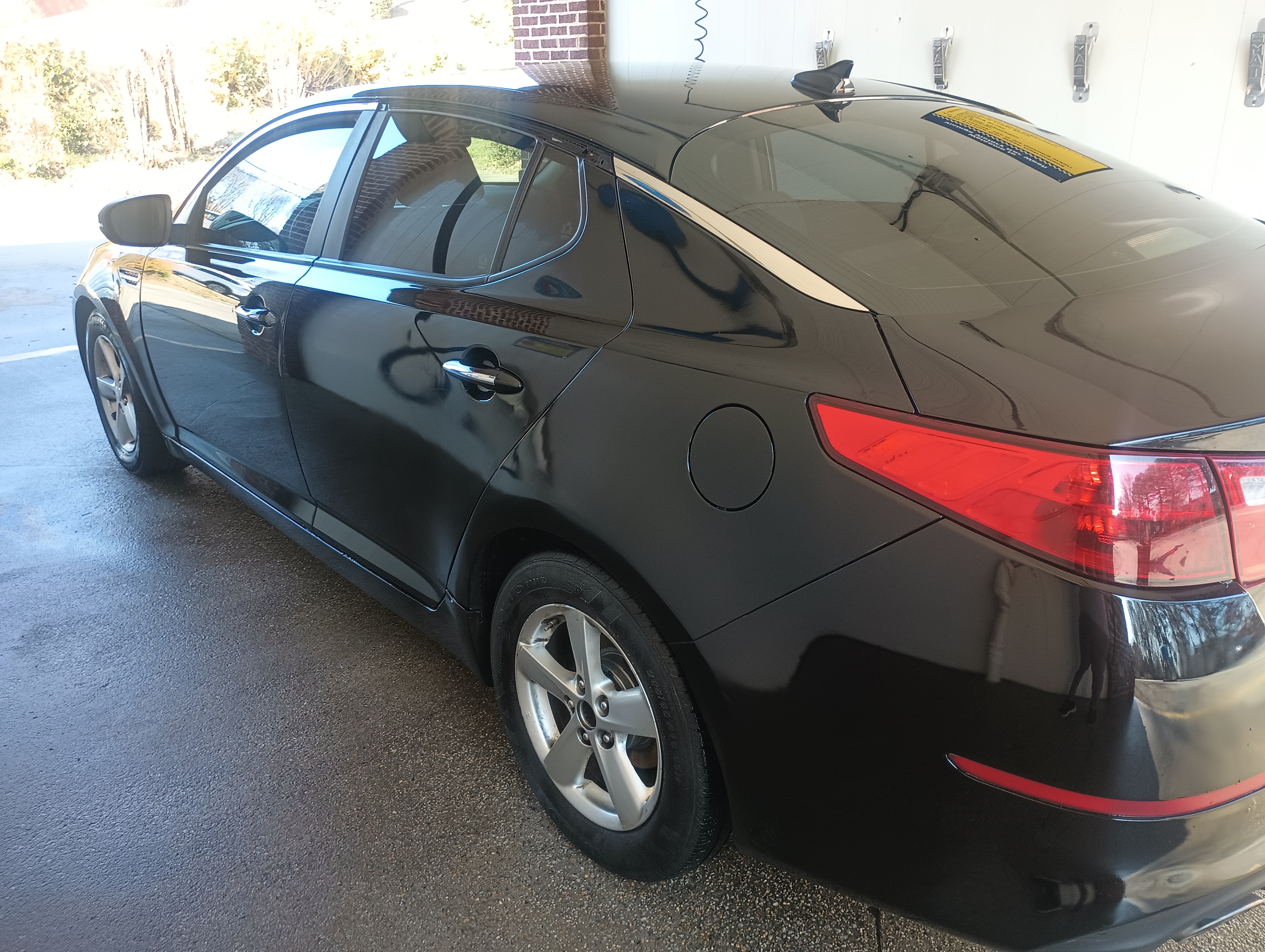 Used 2015 Kia Optima LX FWD image 10