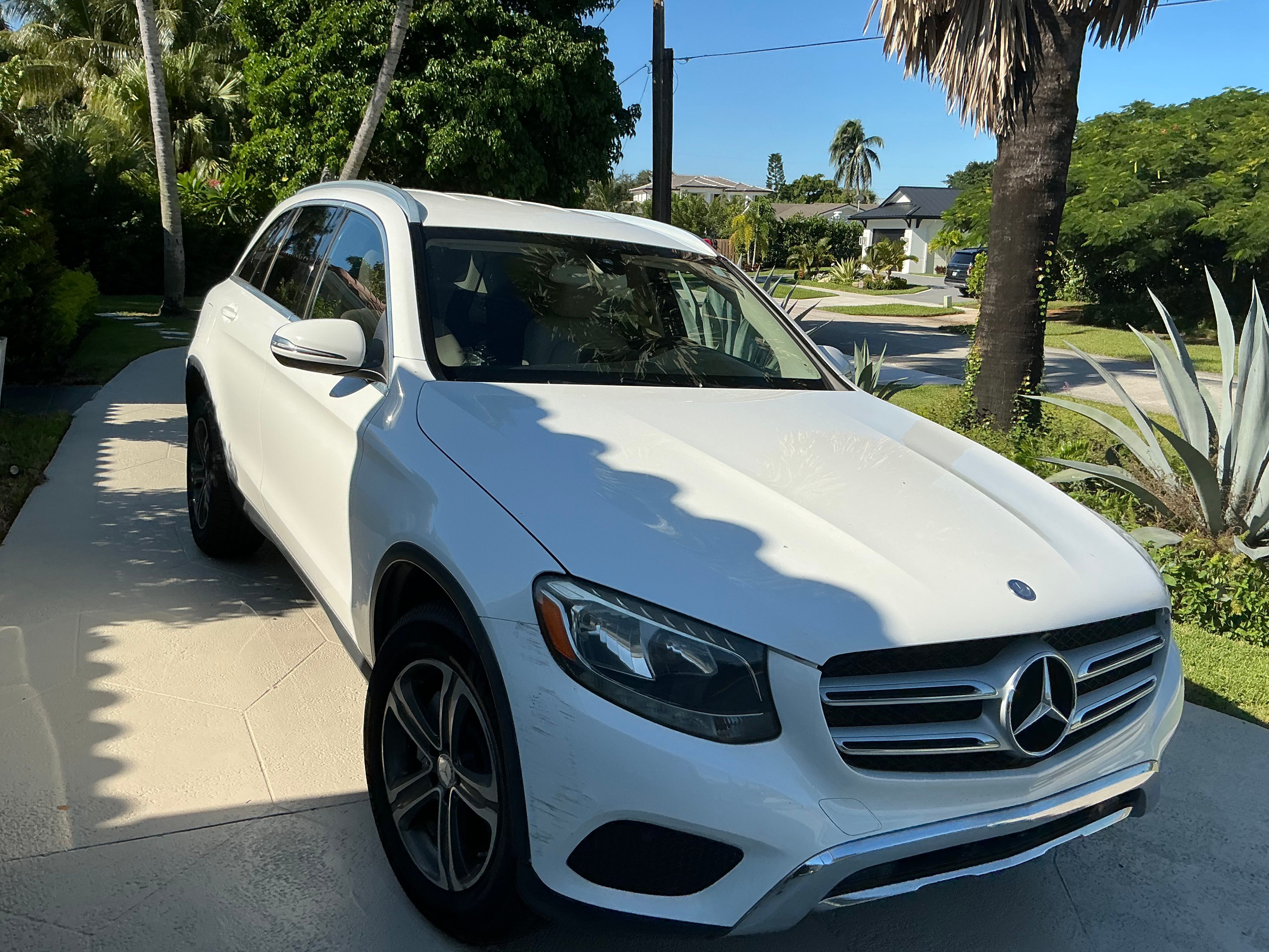 Used 2016 Mercedes-Benz GLC 300 image 4