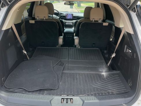 Used 2020 Ford Explorer Limited RWD image 14