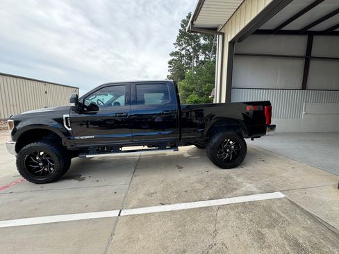 Used 2019 Ford F250 Lariat w/ Lariat Ultimate Package image 18