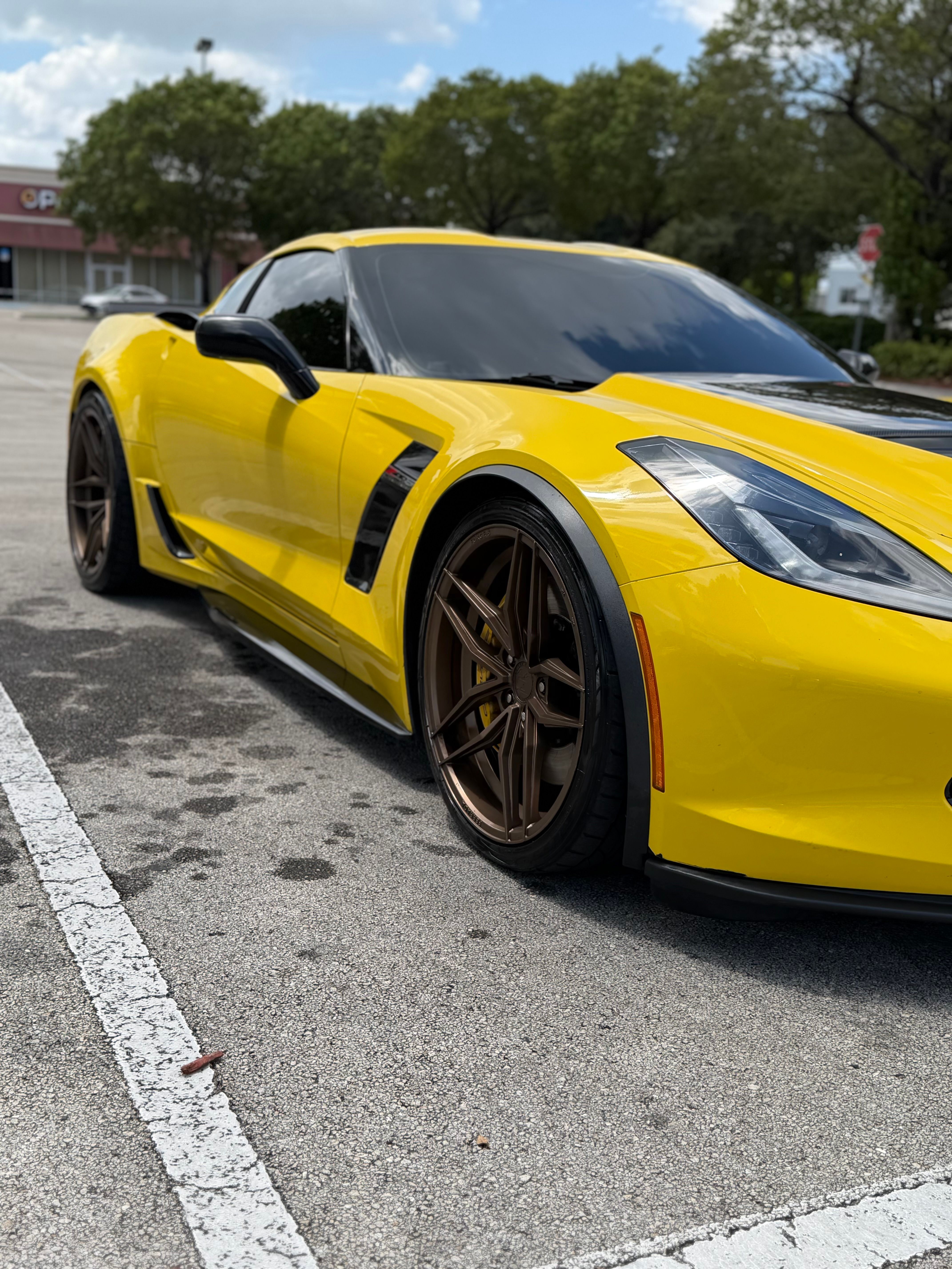 Used 2018 Chevrolet Corvette Z06 w/ Battery Protection Package RWD image 8
