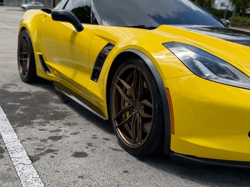 Used 2018 Chevrolet Corvette Z06 w/ Battery Protection Package RWD image 8