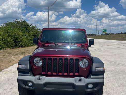 Used 2021 Jeep Wrangler Unlimited Sport AWD/4WD image 6