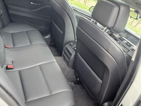 Used 2011 BMW 528i Sedan RWD image 15