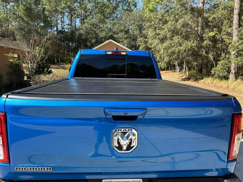 Used 2021 RAM 1500 Big Horn image 12