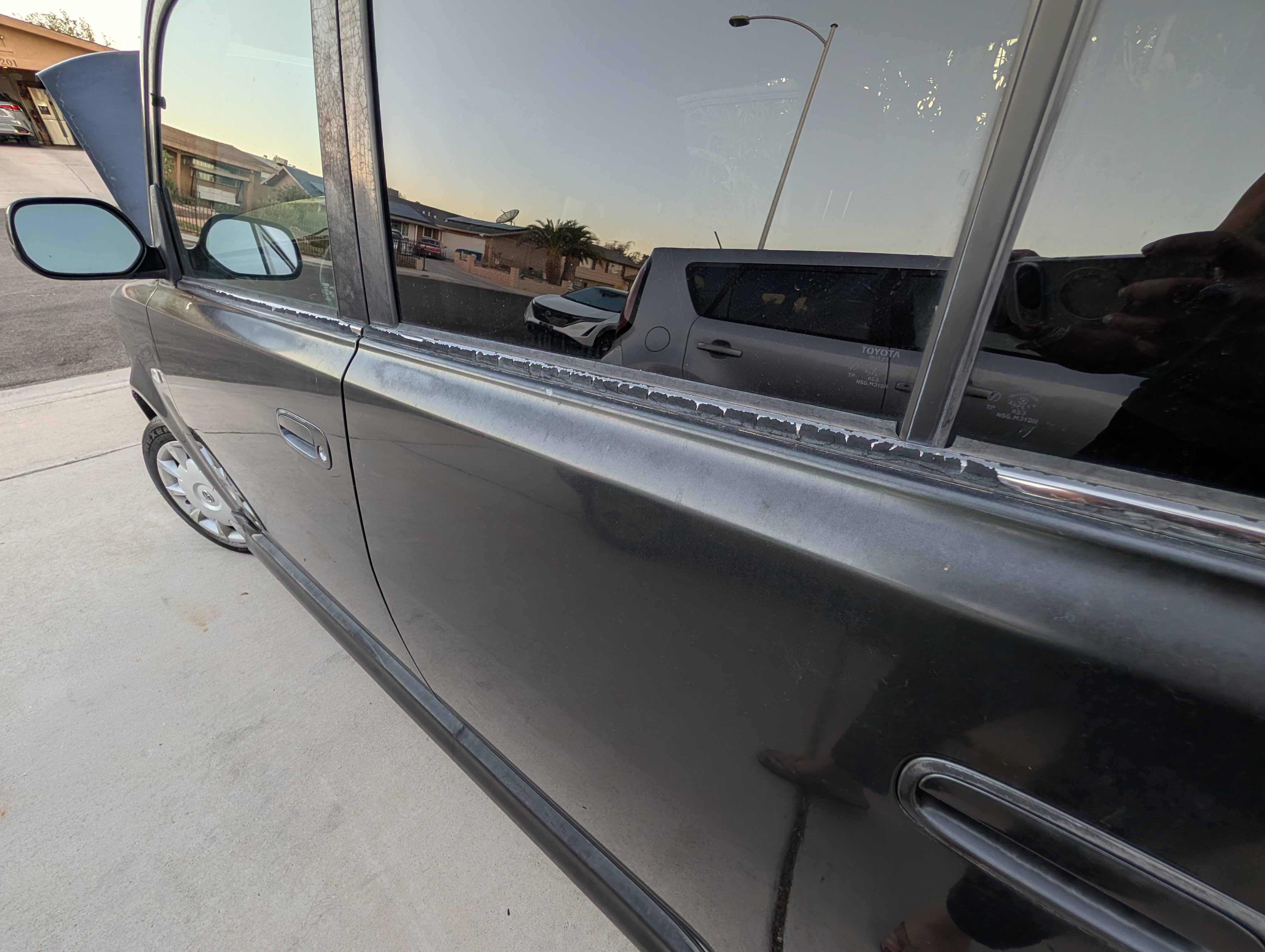 Used 2006 Scion xB FWD image 16