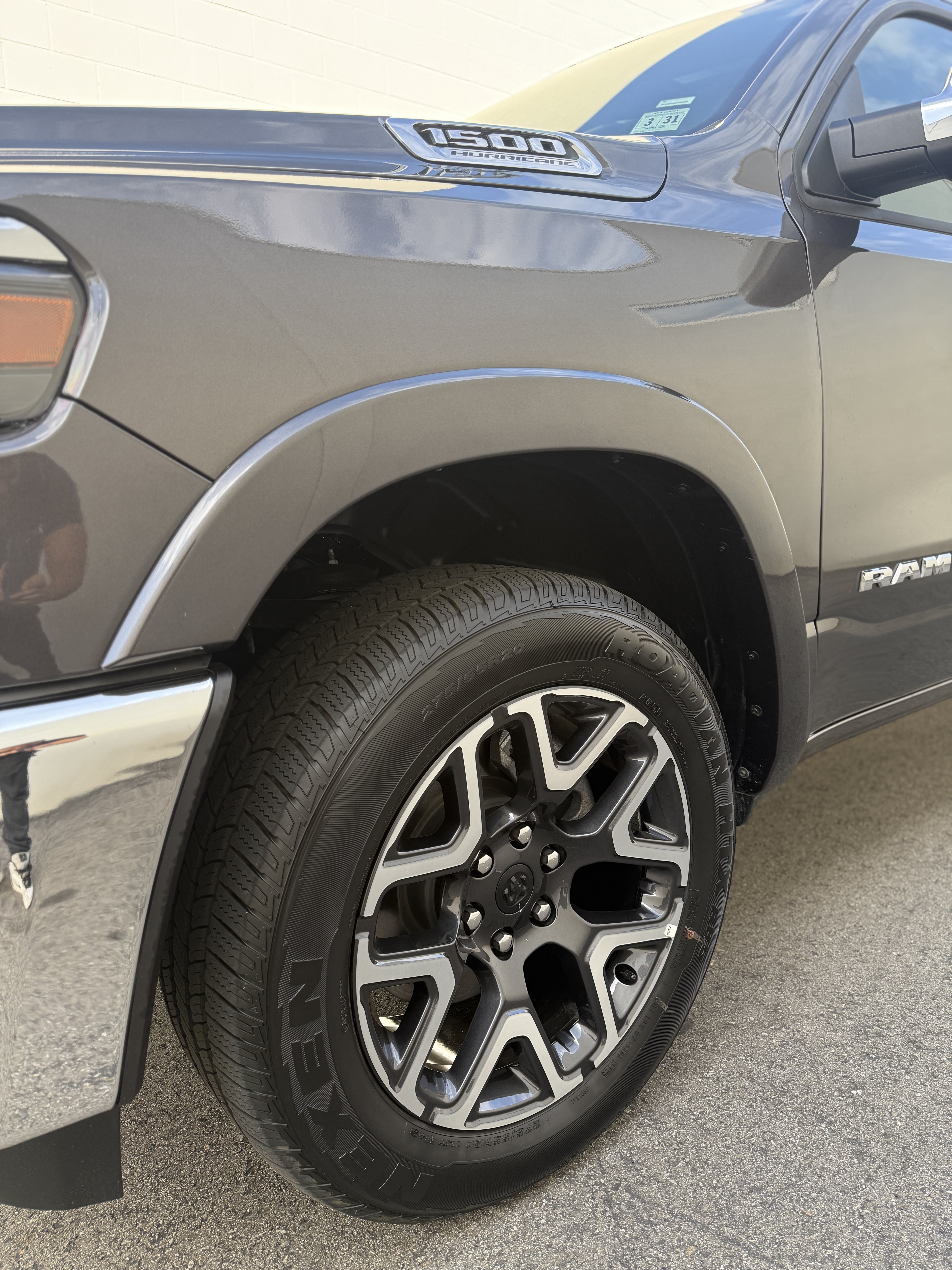 Used 2026 RAM 1500 Laramie AWD/4WD image 8