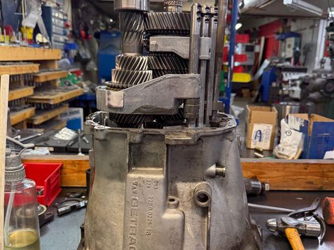 Used 1998 BMW Z3 1.9 image 16