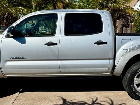 Used 2006 Toyota Tacoma PreRunner image 5