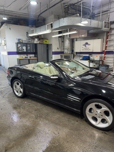 Used 2005 Mercedes-Benz SL 500 image 9