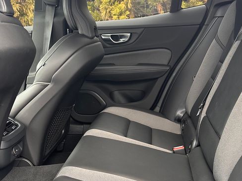 Used 2022 Volvo S60 B5 R-Design w/ Advanced Package image 25