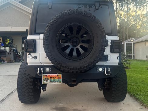 Used 2020 Jeep Wrangler Unlimited Sport AWD/4WD image 6