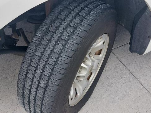 Used 2016 Nissan NV 2500 SV w/ Technology Package image 17