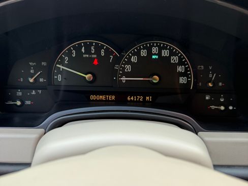 Used 2006 Cadillac XLR RWD image 28