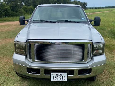 Used 2007 Ford F250 XLT AWD/4WD image 4