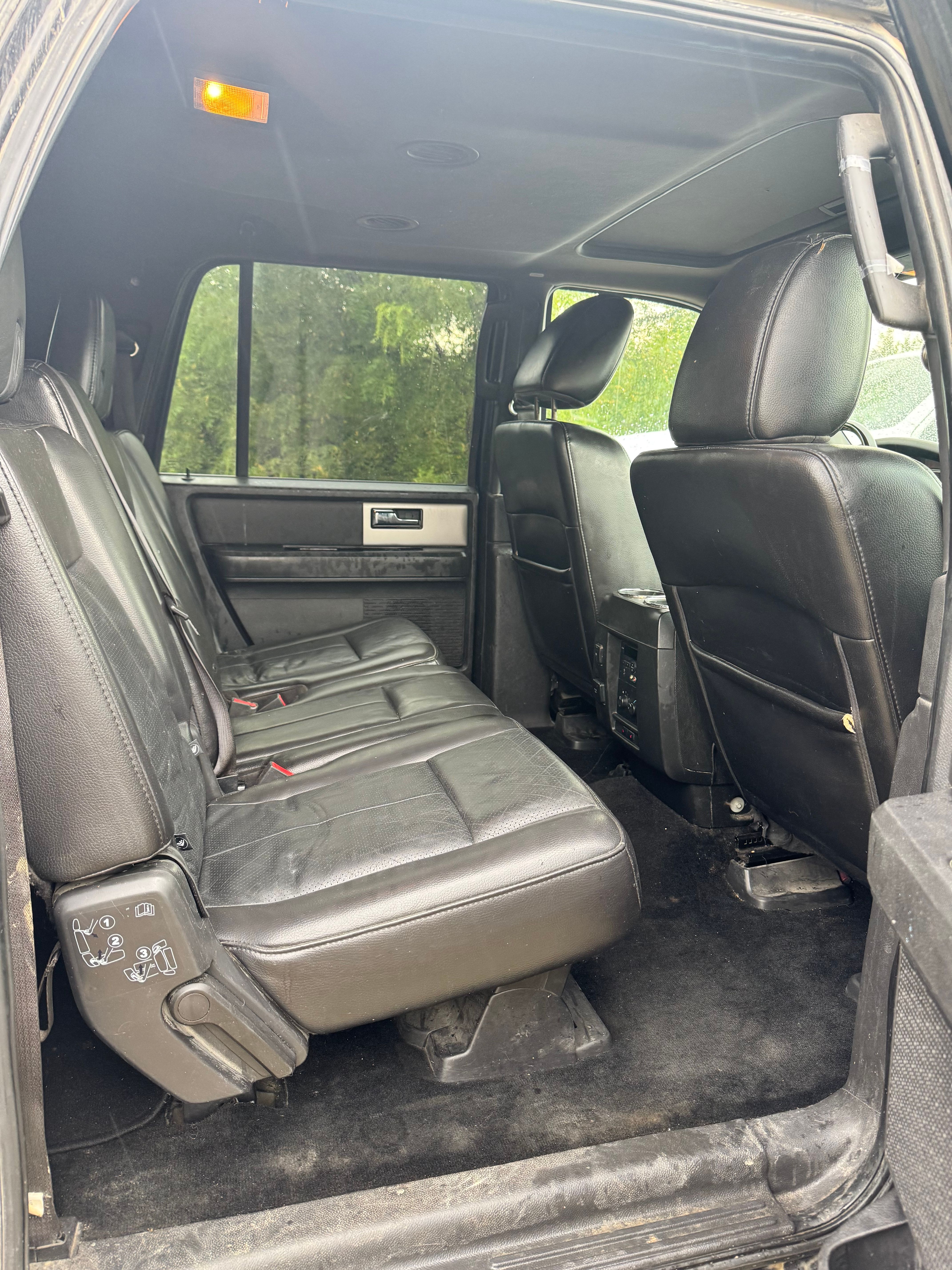 Used 2013 Ford Expedition EL Limited AWD/4WD image 19