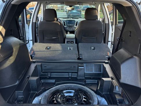 Used 2018 Chevrolet Equinox LT image 15