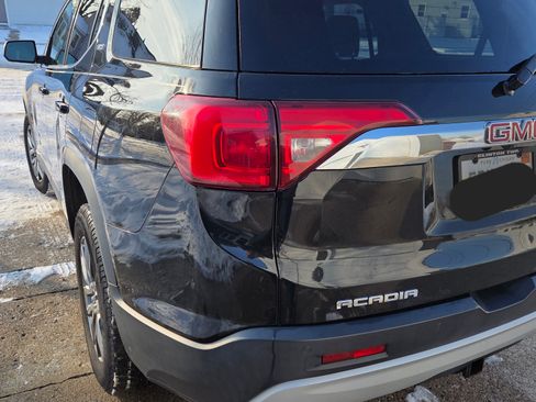 Used 2017 GMC Acadia SLT image 8