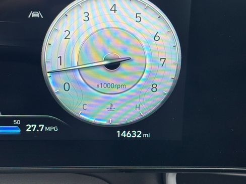 Used 2024 Hyundai Elantra SEL image 19