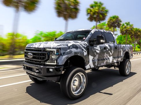 Used 2020 Ford F250 Lariat w/ Lariat Ultimate Package image 2