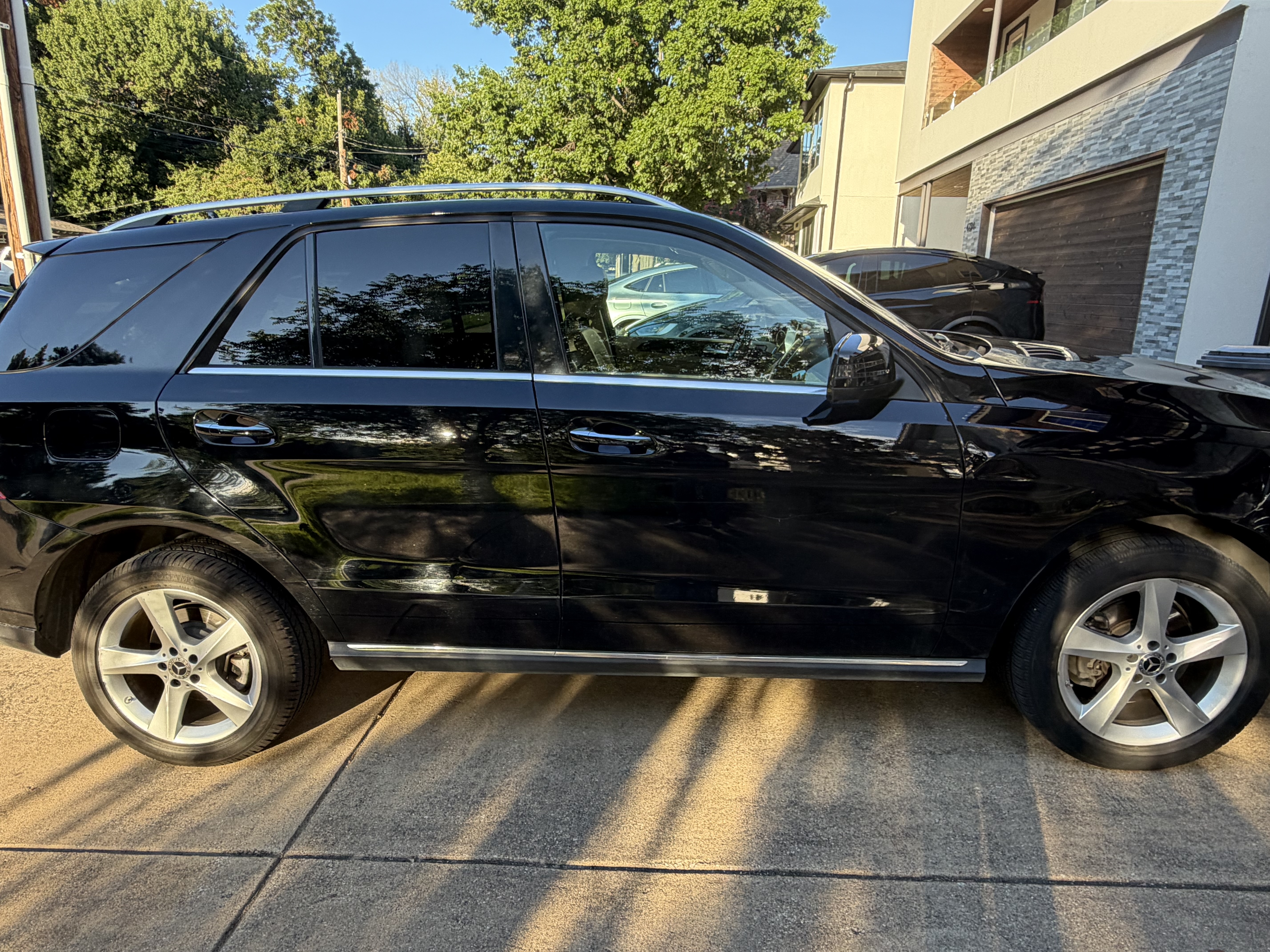 Used 2017 Mercedes-Benz GLE 350 4MATIC image 5