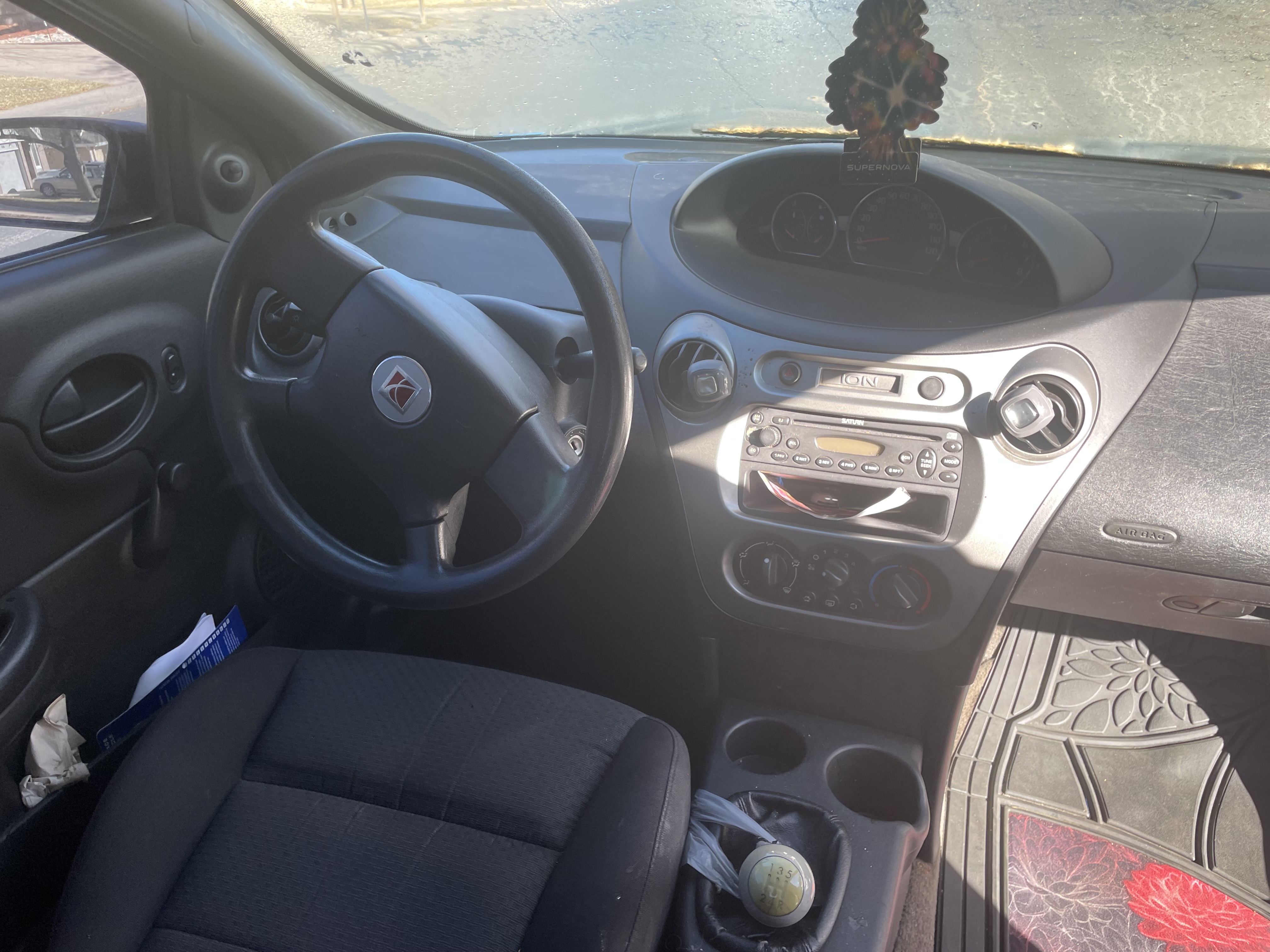 Used 2005 Saturn ION Level 2 FWD image 5