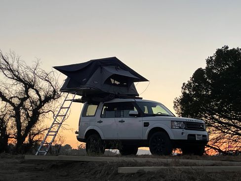 Used 2013 Land Rover LR4 HSE image 9