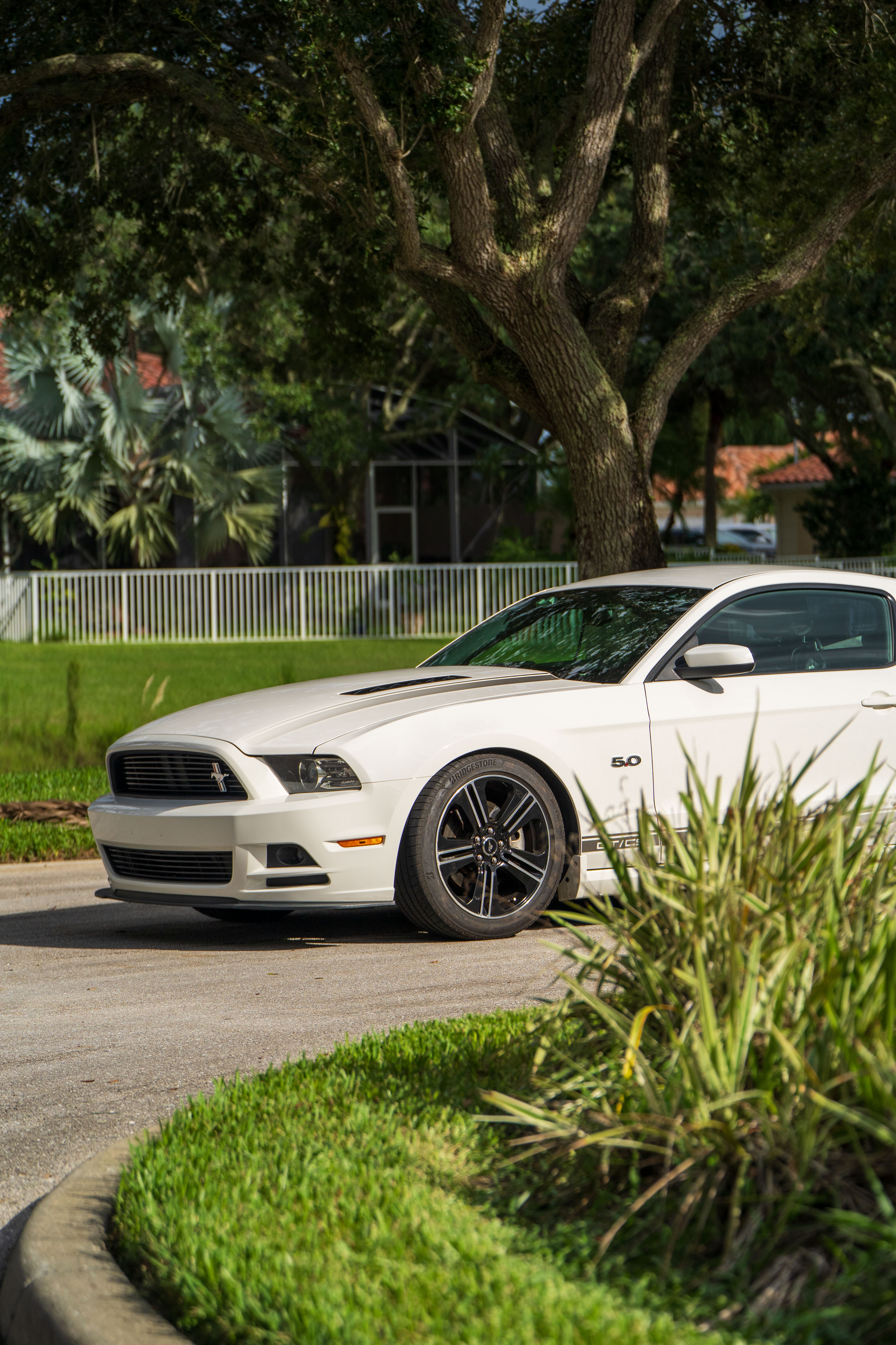 Used 2013 Ford Mustang GT Premium RWD image 17