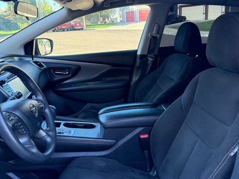 Used 2019 Nissan Murano S w/ Cargo Package FWD image 2