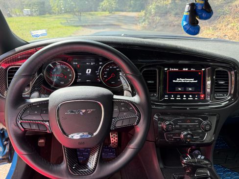 Used 2019 Dodge Charger Scat Pack w/ Driver Confidence Group image 9