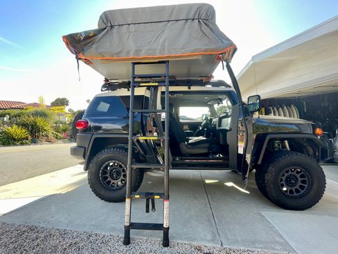 Used 2010 Toyota FJ Cruiser 4WD image 21
