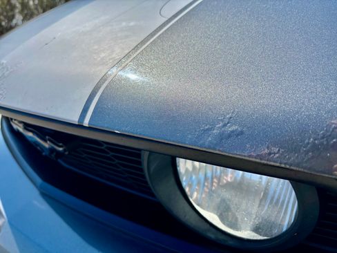 Used 2010 Ford Mustang GT Premium RWD image 13
