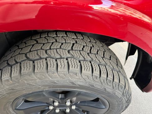 Used 2014 Ford F150 FX4 w/ FX Appearance Package image 11