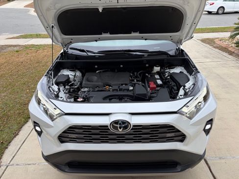 Used 2025 Toyota RAV4 Limited image 14