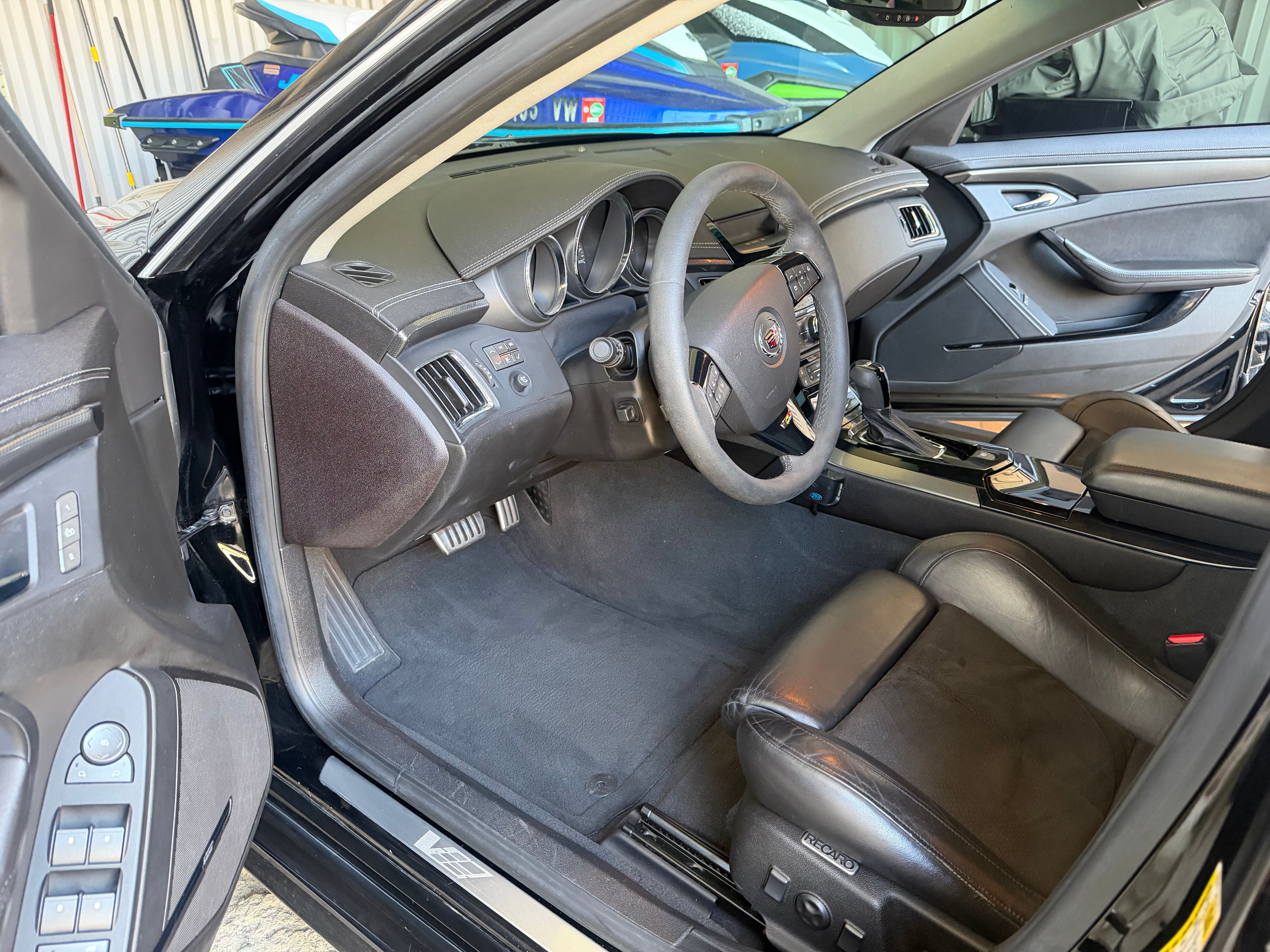 Used 2009 Cadillac CTS V RWD image 9