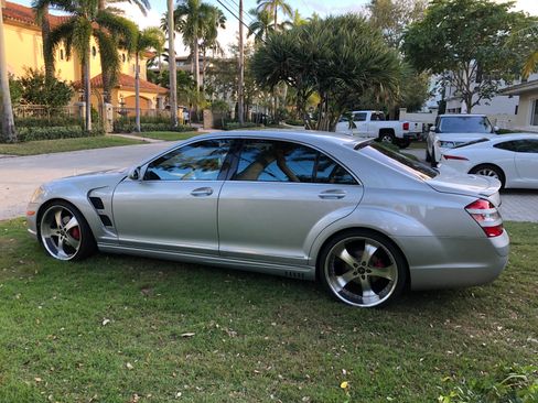 Used 2007 Mercedes-Benz S 550 image 2