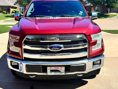 Used 2016 Ford F150 Lariat w/ Equipment Group 502A Luxury AWD/4WD image 2